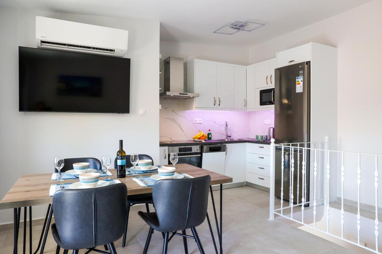 Axs First Floor Apartment Aegina Town Extérieur photo
